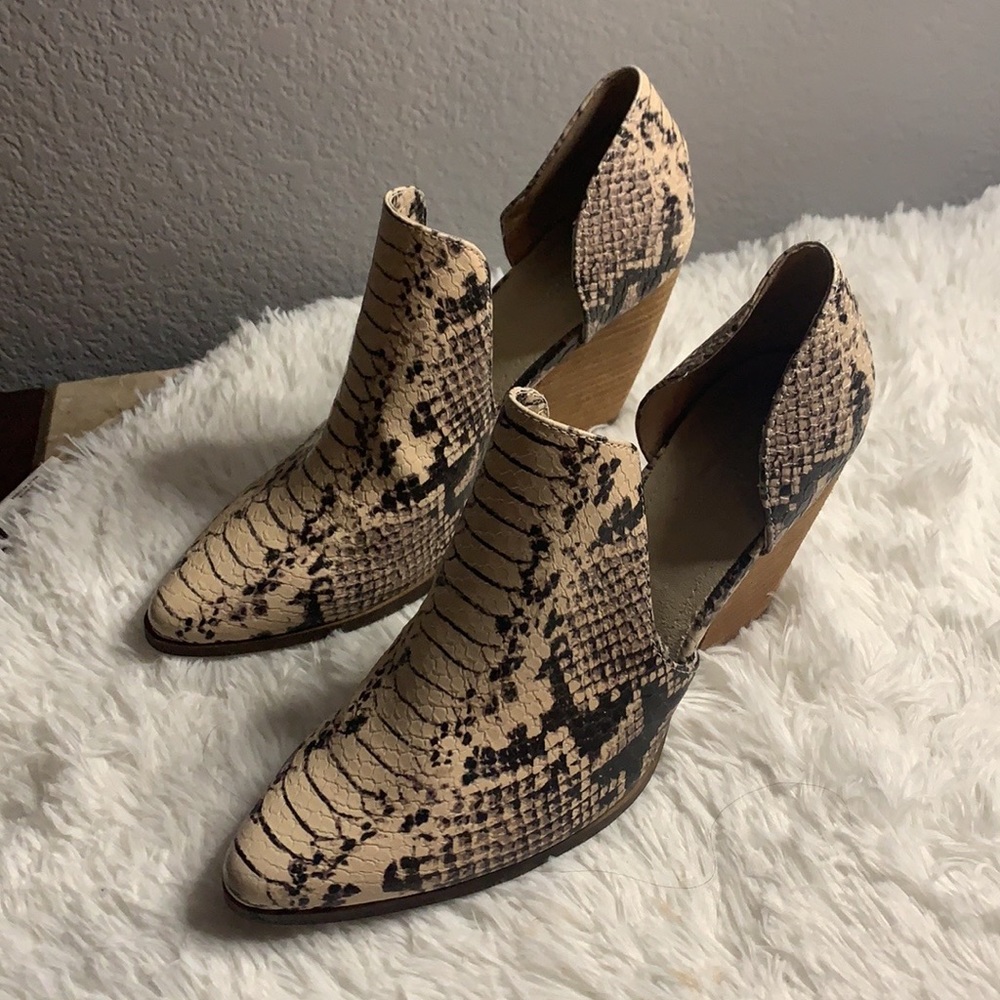 Charles Bycharles David Booties Size 8 - image 3